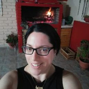 Meet your Posher, Yili